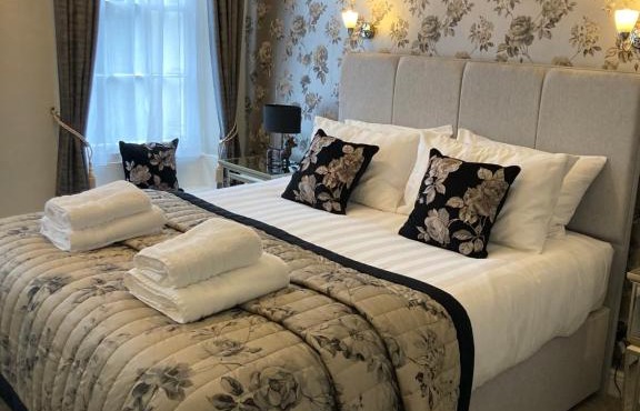 Assembly View - two bedroomed apartment with parking permit in Ludlow Town Centre