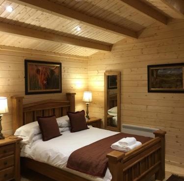 Auchenlea lodges