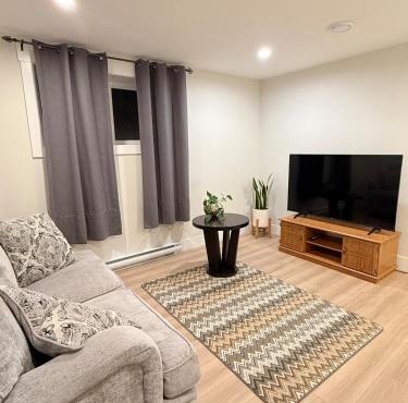 Befitting Crown Suite