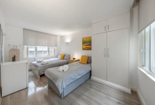 Bishopsgate Suite