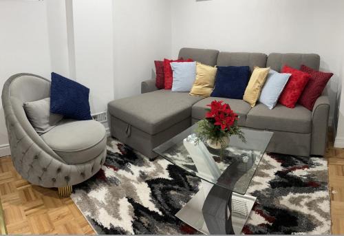 Brand New Comfortable and Cozy Apartment near the Airport