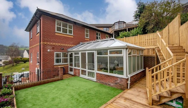 BROOK HOUSE 4a