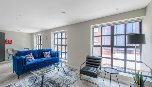 Central Birmingham Beautiful 2 Bedroom Apartment