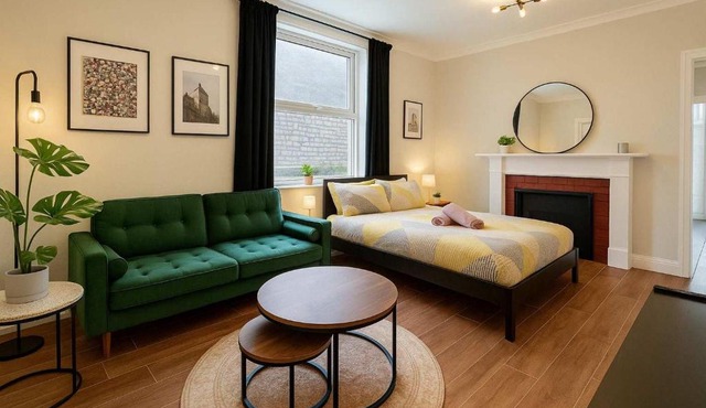 Central Studio Apartment for 2