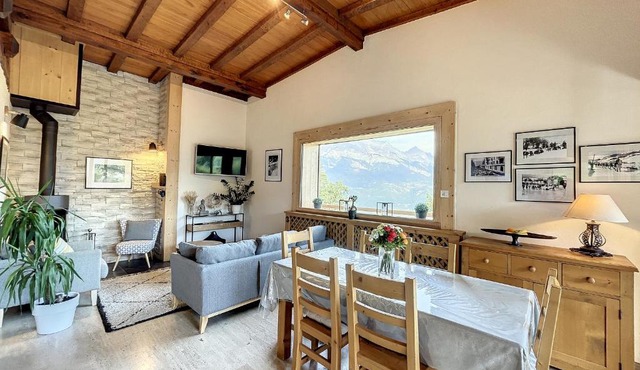 Chalet 8 couchages à Combloux, Hiver à la saison, Été à la semaine - FR-1-560-32