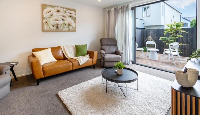 Charming 3-Bedroom Escape Carpark