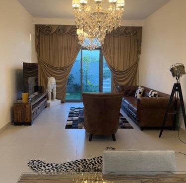 Elegant Beachfront Villa in Dubai South