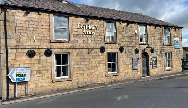 Feildens Arms Hotel