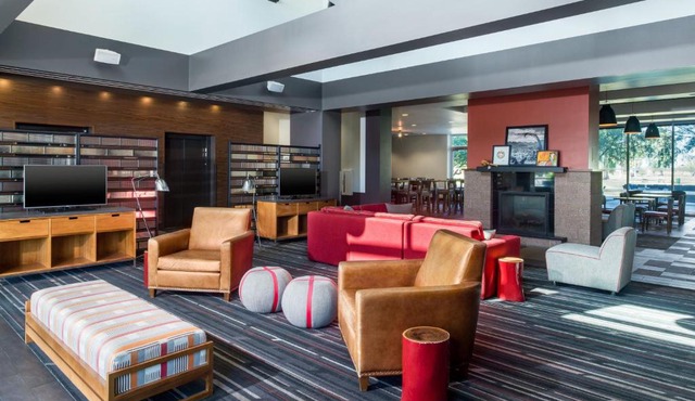 Four Points by Sheraton at Phoenix Mesa Gateway Airport