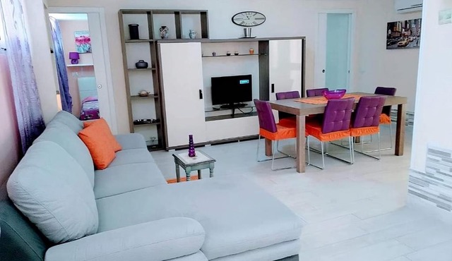 Glicine Apartment