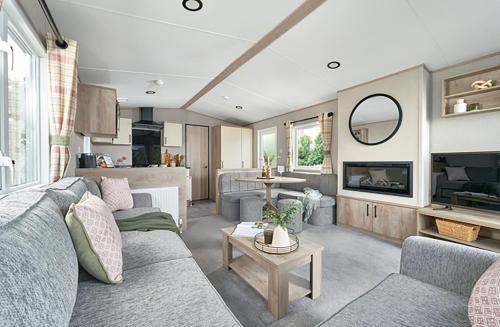 Heather View Essential Clover Caravan 7