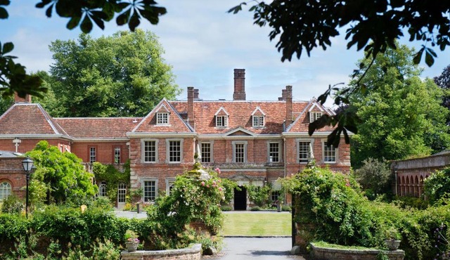 Lainston House