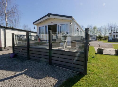 Lakeside Haven
