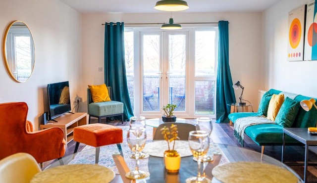 Modern 2BR 2BATH Apt Cardiff Bay Parking