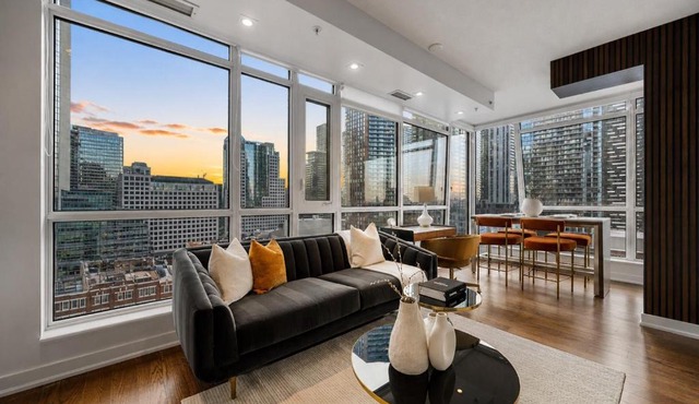 NoMad Suites - Toronto's Entertainment District