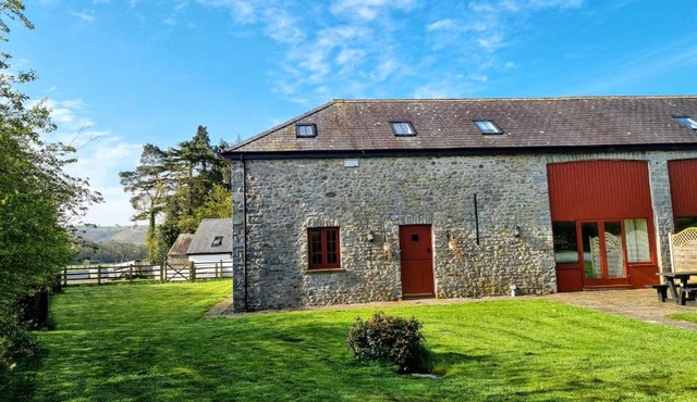 Peregrine Stable Cottage
