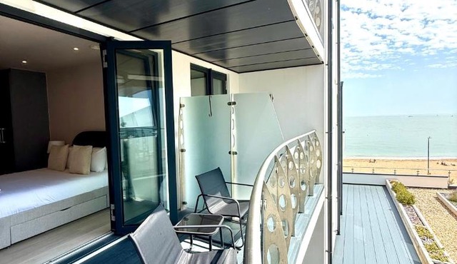 Ramsgate Stunning Sea View Apt Free Parking