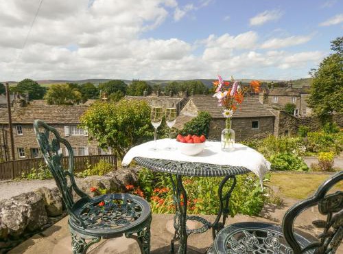 Rooftops - Uk34065
