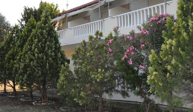 Rossa Studios