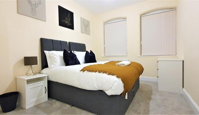 Shakespeare Views - Modern Northampton Apartment