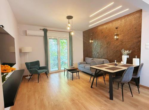 Solvy Poseidonos Beachfront Suite-Direct to Airport & City Center & Piraeus Port