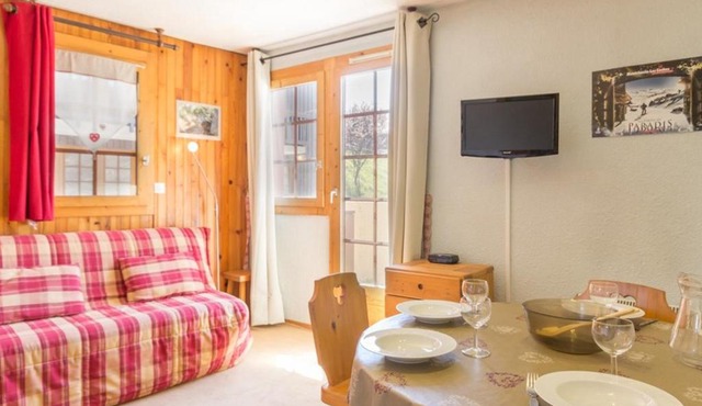 Studio chaleureux au centre, balcon, proche pistes - FR-1-181-2510