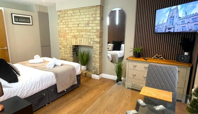 Stylish ensuite Studio in the Heart of Mill Road