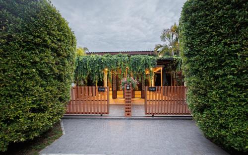 T House
