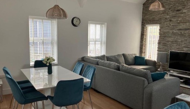 The Bakery Flat, Frogmore
