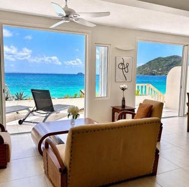 Unmatched Oceanfront Living in Grand Case, unique appt in grand case beach, perfect for families