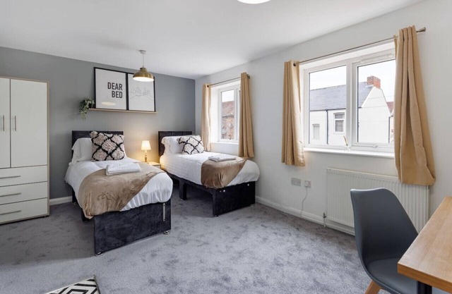 Studio 6 City Centre Fast WiFi Smart TV