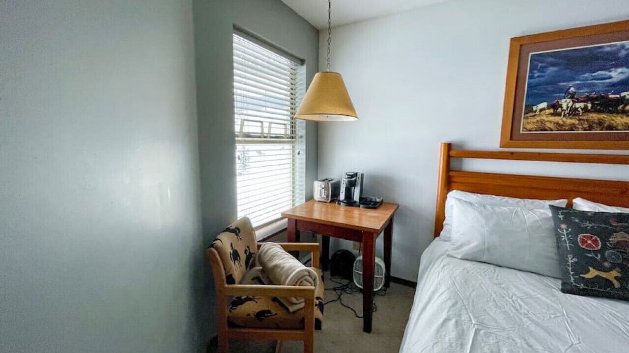 Photo of Bedroom in Apex Mountain