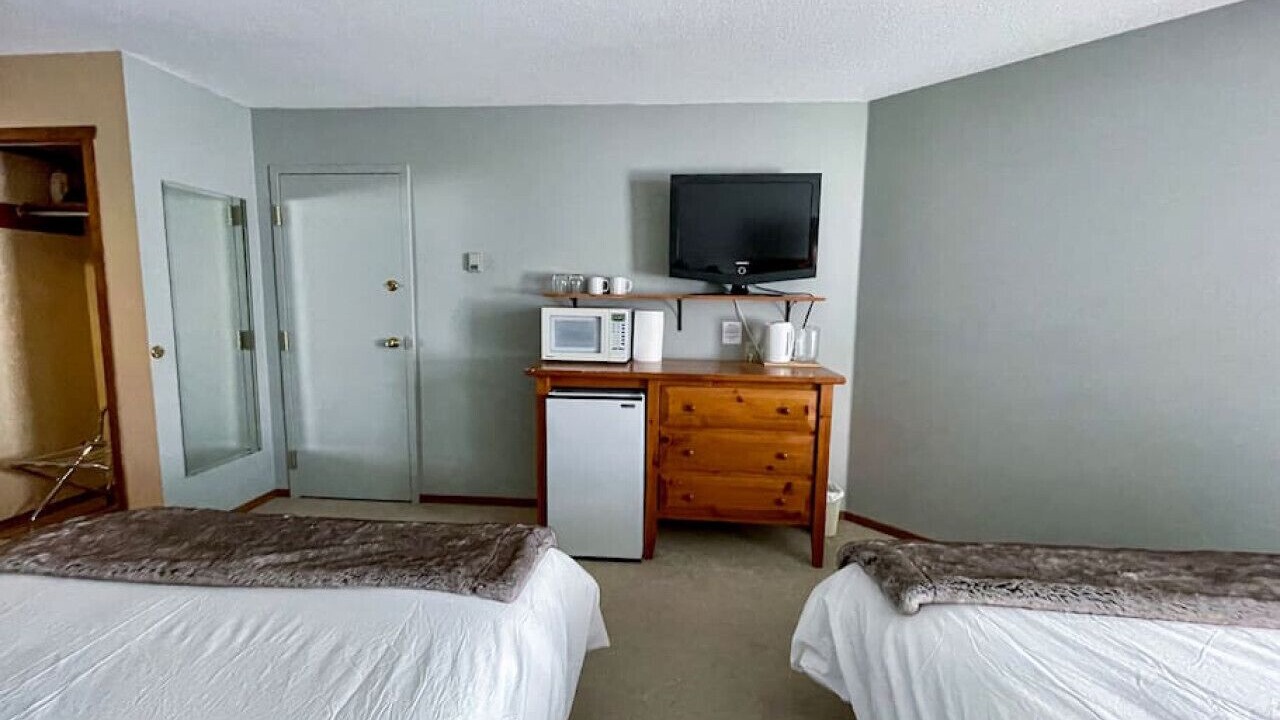 Photo of Bedroom in Apex Mountain