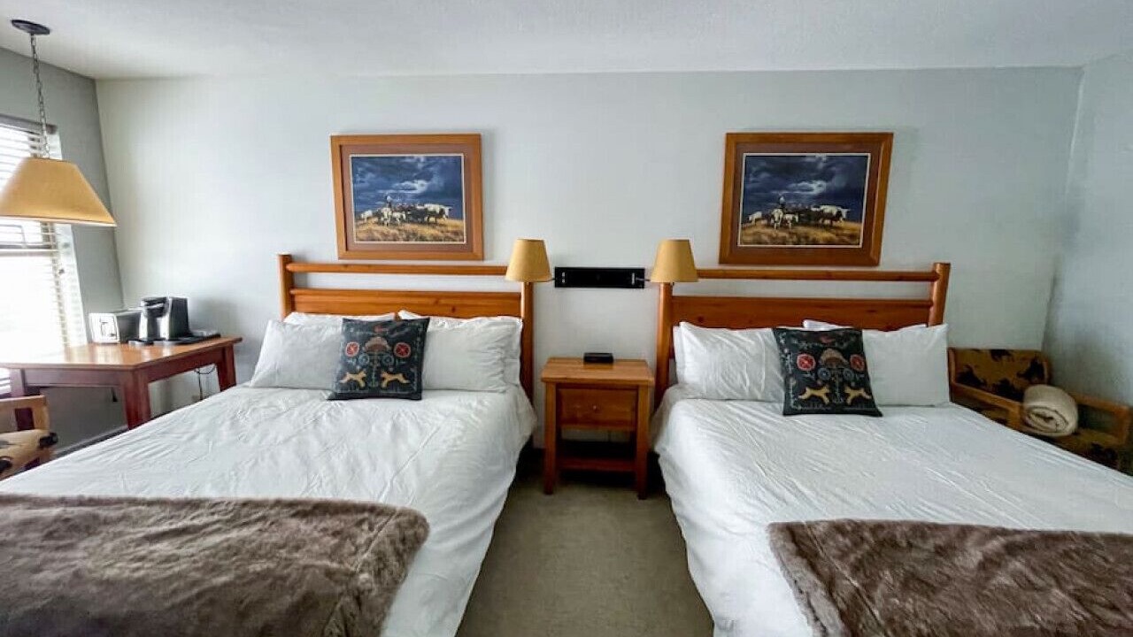 Photo of Bedroom in Apex Mountain