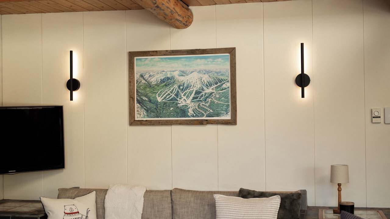 Photo of Livingroom in Apex Mountain