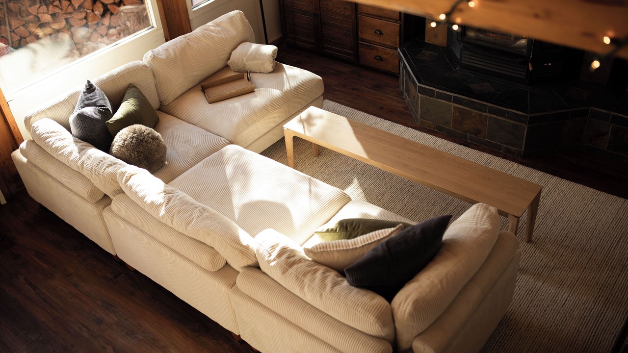Photo of Livingroom in Apex Mountain