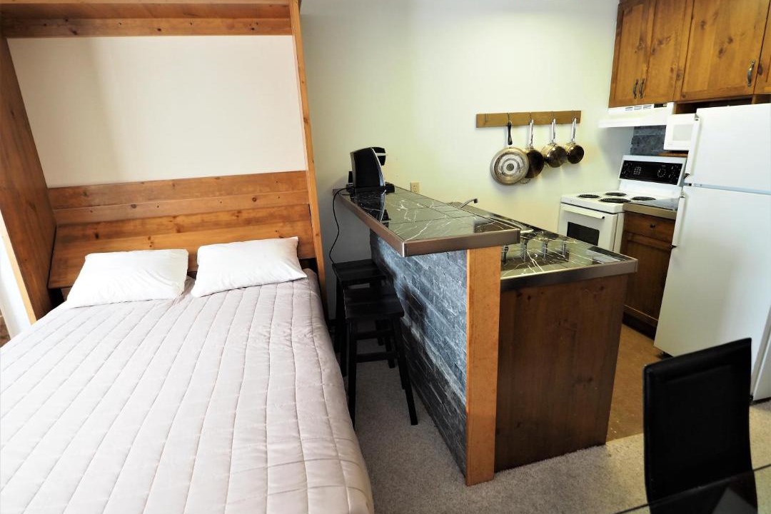 Photo of Bedroom in Apex Mountain