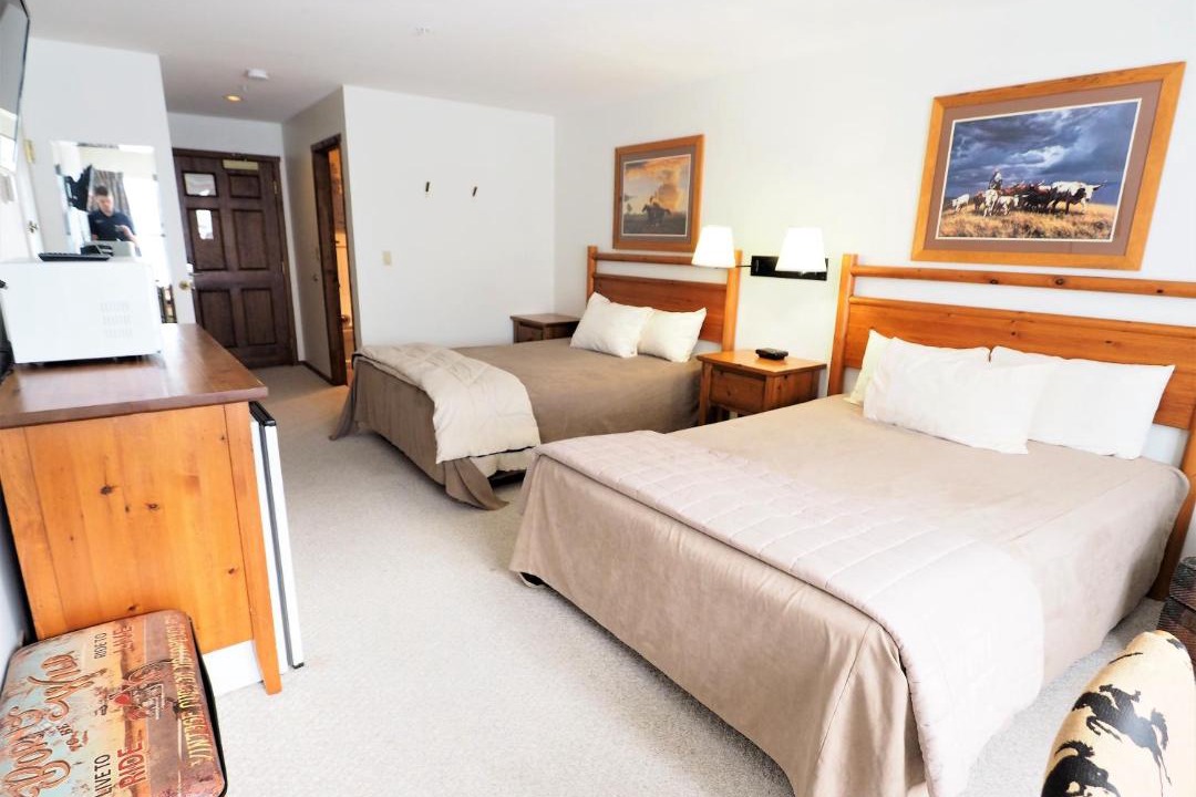 Photo of Bedroom in Apex Mountain